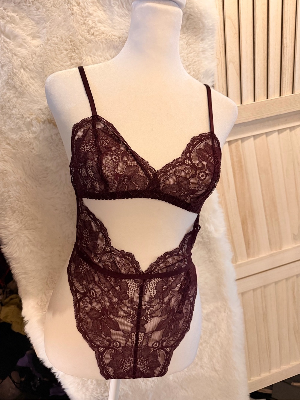 Victoria's Secret Lace Cutout Bodysuit - Burgundy. Vintage Y2K
